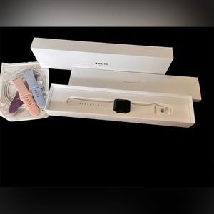 APPLE WATCH Series 3 - 38mm BLACK